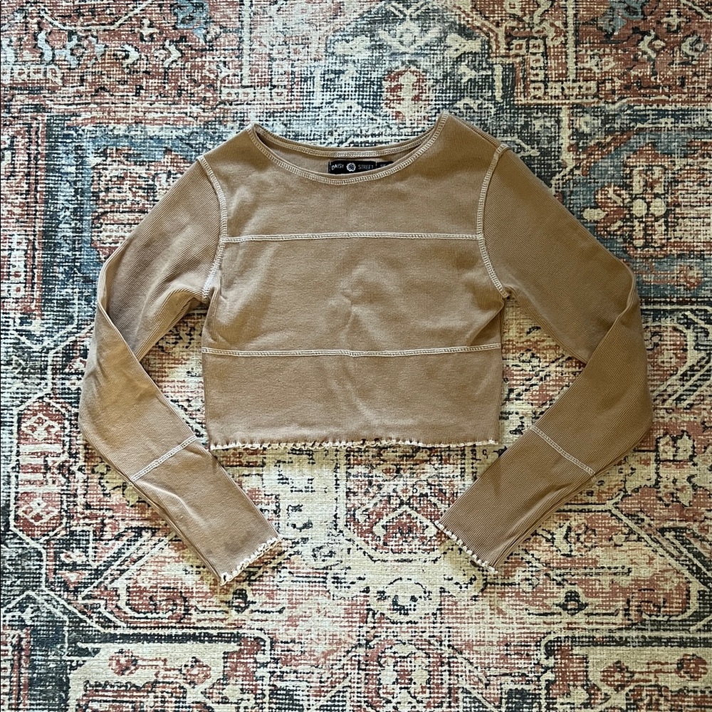 ASOS Daisy Street Ribbed Long Sleeve Crop Top with Exposed Hem Size: Medium (M)